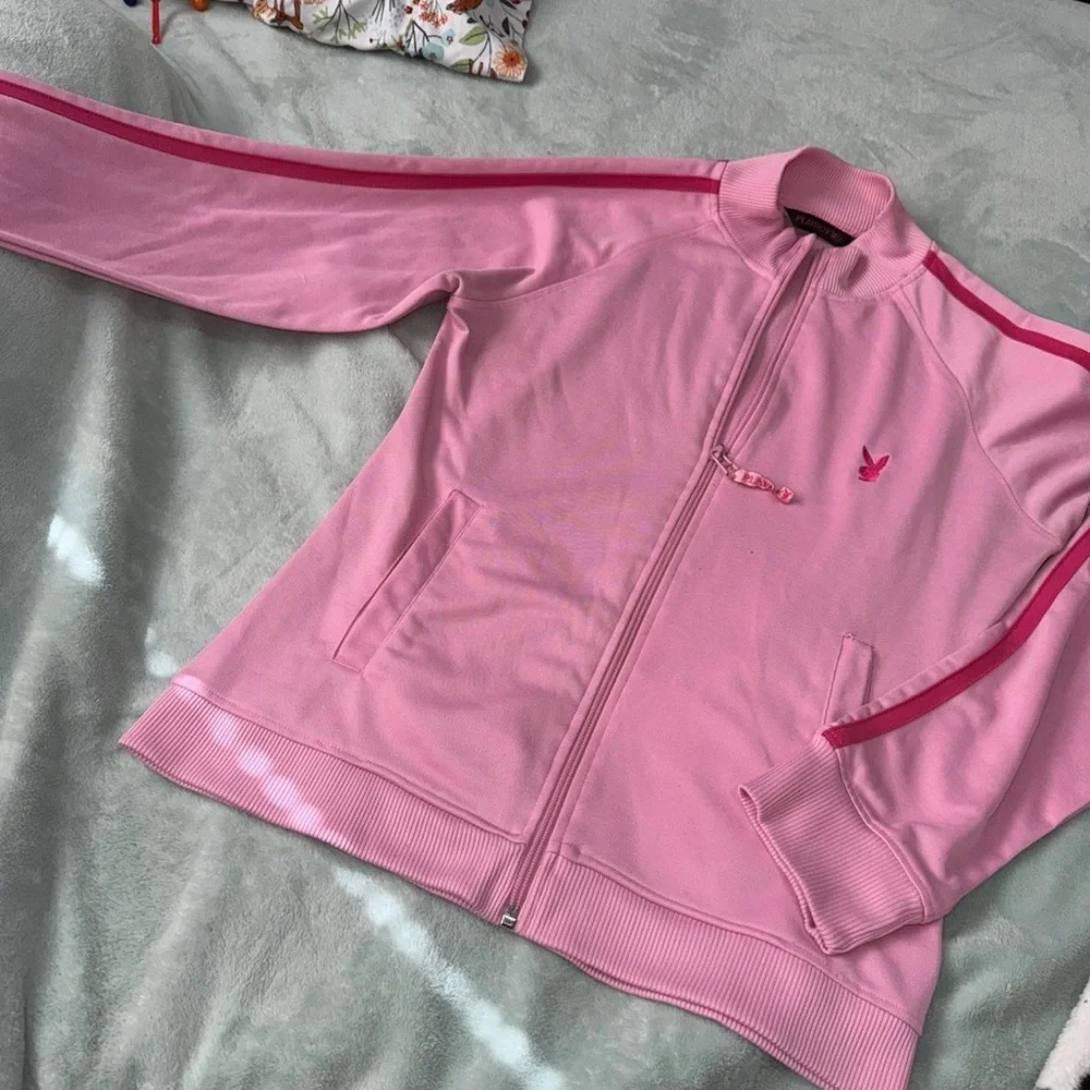 Playboy Robe and Jacket - Picture 9 of 11